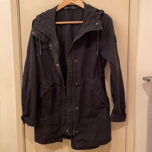 North Face hooded jacket with zippers and buttons - women’s Medium